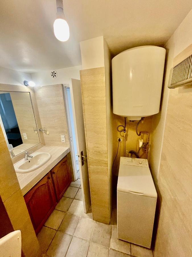 T2 Rue Pietonne Le Lavandou Climatise Exterior foto